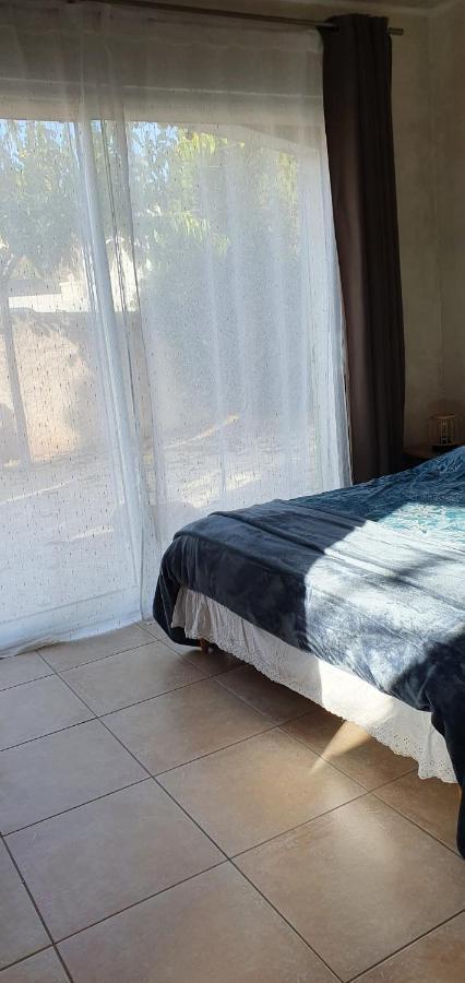 Studio Cosy Avec Grande Terrasse Au Calme Villa Saint-Cyr-sur-Mer Kültér fotó