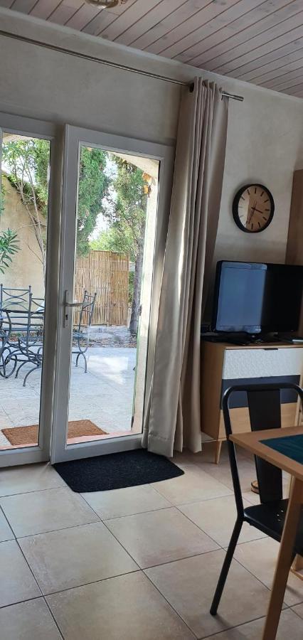 Studio Cosy Avec Grande Terrasse Au Calme Villa Saint-Cyr-sur-Mer Kültér fotó